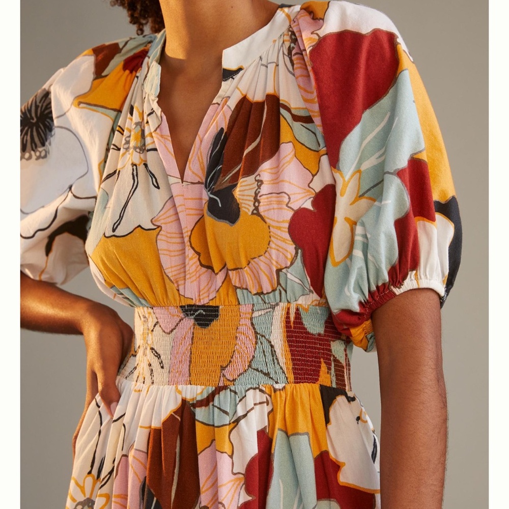 Floral Puff-Sleeve Tiered Midi Dress in Multi - Picture 3 of 4